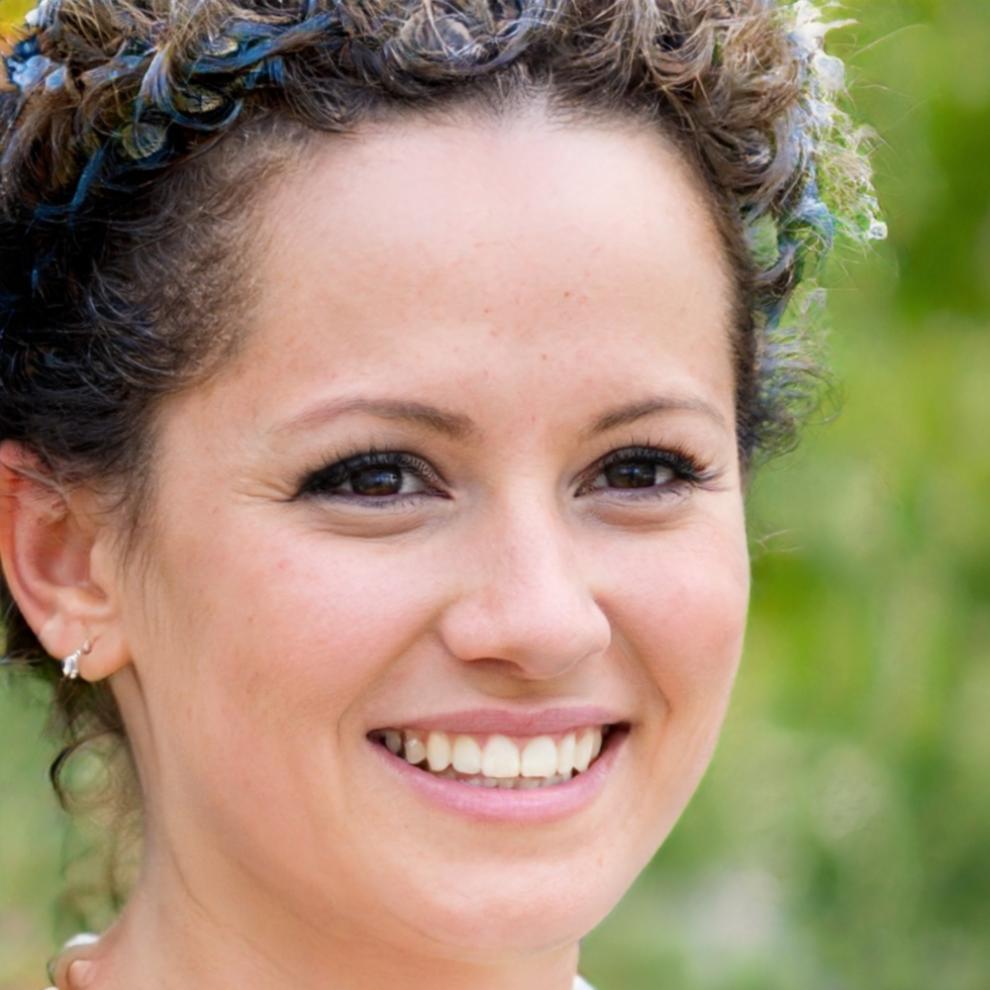 Rhiannon Bardwell financial planning expert